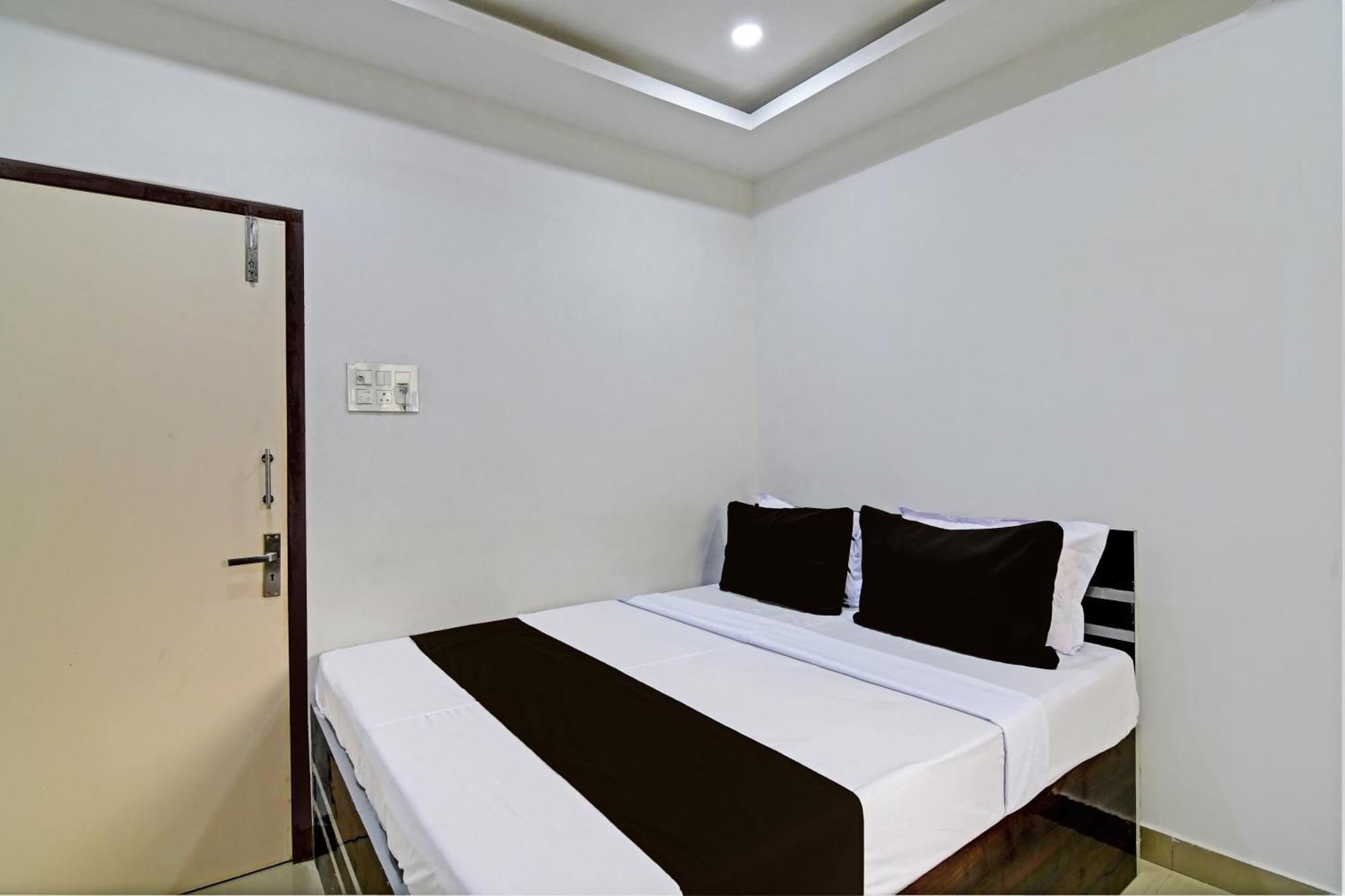 Hotel O Top 22 Calcutta Extérieur photo